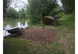 Co zabrać na biwak wędkarski?